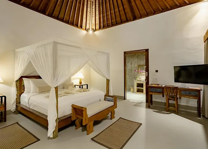 Villa Suarga Loka