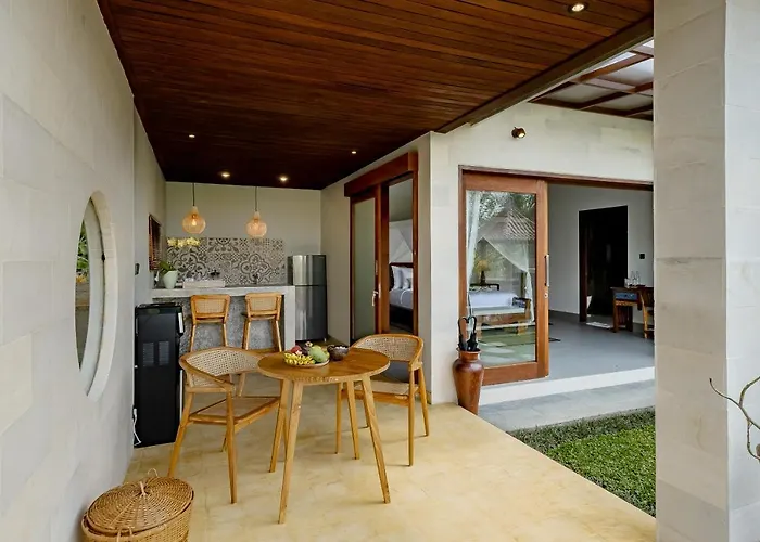 Villa Suarga Loka *