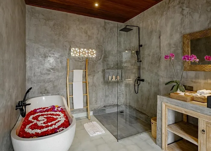 Suarga Loka Villa *